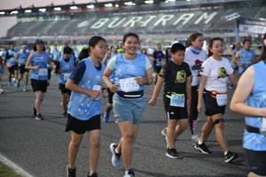BIB: 752, 10339, 1315
                            <button type="button" onclick="openModal(10948092)" class="btn btn-primary btn-sm float-right btn-popup" data-toggle="modal" data-target=".modal-high-quality">
                        <i class="fas fa-shopping-cart"></i> Add to Cart
                    </button>
                                            <button type="button" onclick="isThisMe(10948092, true)" class="btn btn-success btn-sm float-right btn-popup btn-isme hidden" data-toggle="tooltip" data-placement="bottom" title="นี่คือรูปของคุณใช่ไหม คลิกที่นี่เพื่อเอาเข้าอัลบั้ม">
                        <i class="fas fa-plus"></i> Add to album
                    </button>
                    <button type="button" onclick="isThisMe(10948092, false)" class="btn btn-warning btn-sm float-right btn-popup btn-isnotme hidden">
                        <i class="fas fa-ban"></i> Remove from album
                    </button>